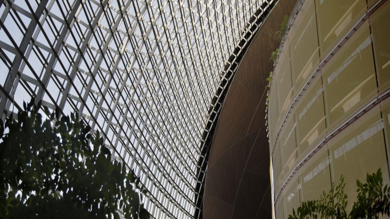 别墅门窗金钢网纱窗：定制背后的技术与考量**